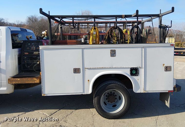 image for item FK0809 2014 RAM 4500 Heavy Duty utility / service truck