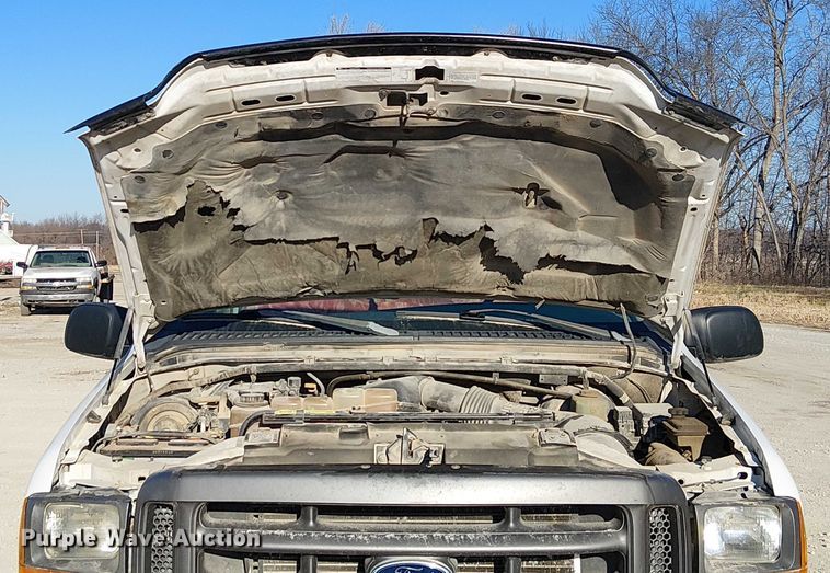 image for item FK0896 2001 Ford F250 SuperDuty pickup truck cab and chassis