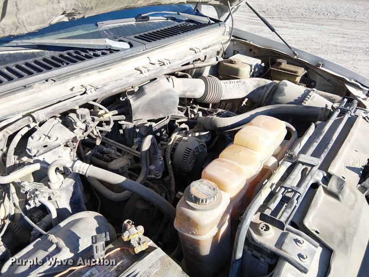 image for item FK0896 2001 Ford F250 SuperDuty pickup truck cab and chassis