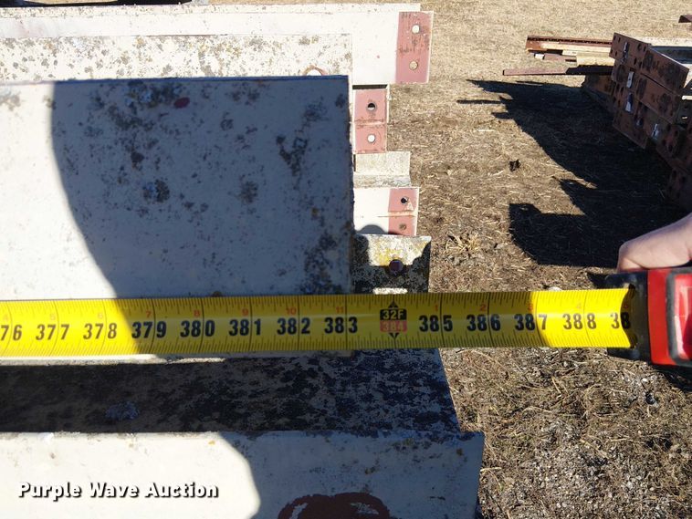 image for item FK0915 Building materials