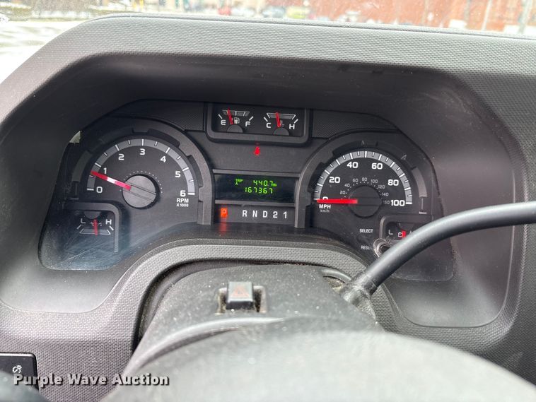 image for item FK1042 2013 Ford E150 van