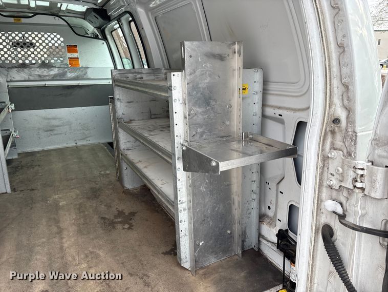 image for item FK1042 2013 Ford E150 van