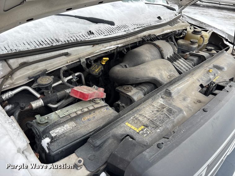 image for item FK1042 2013 Ford E150 van