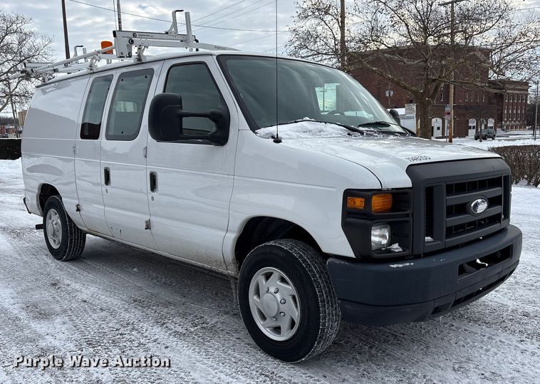 image for item FK1043 2014 Ford E150 van