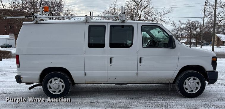 image for item FK1043 2014 Ford E150 van