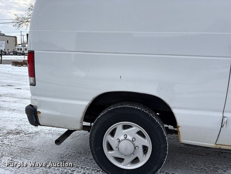 image for item FK1043 2014 Ford E150 van