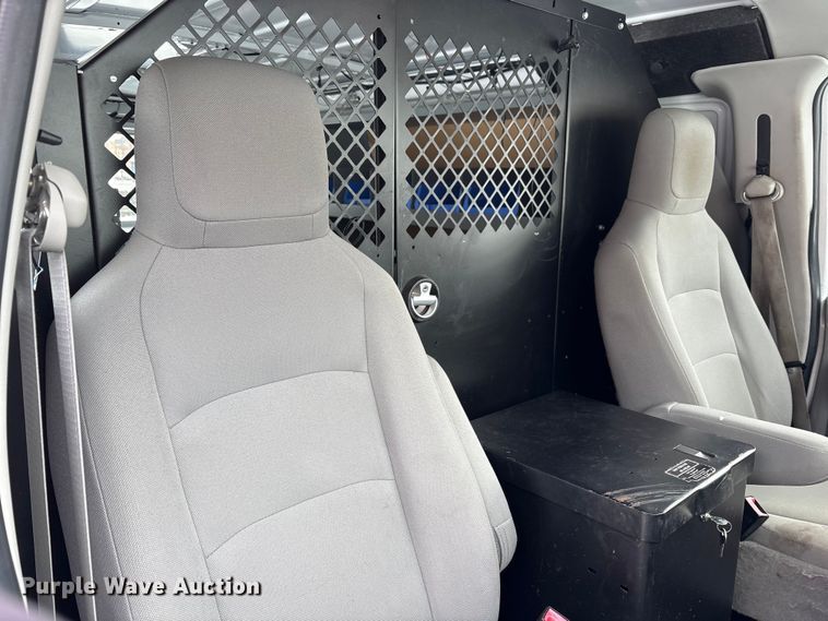 image for item FK1043 2014 Ford E150 van