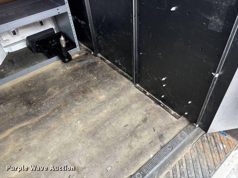 image for item FK1043 2014 Ford E150 van