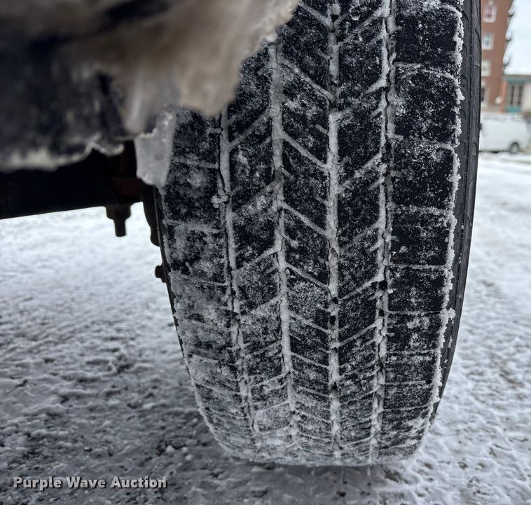 image for item FK1043 2014 Ford E150 van