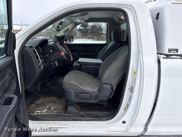 image for item FK1044 2016 RAM 2500 pickup truck