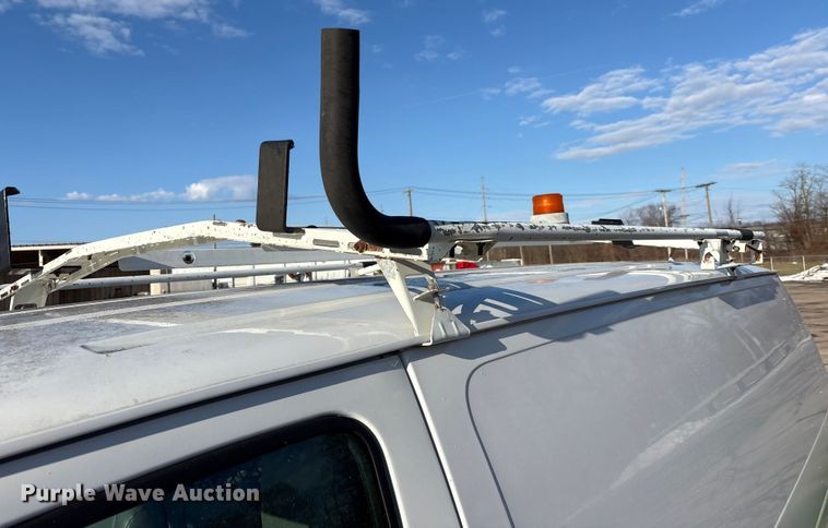 image for item FK1046 2011 Ford E150 van