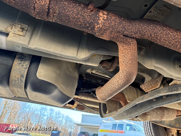 image for item FK1046 2011 Ford E150 van