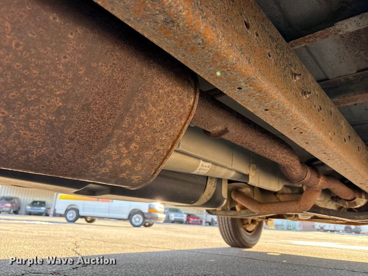 image for item FK1046 2011 Ford E150 van