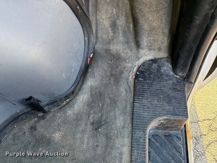 image for item FK1046 2011 Ford E150 van