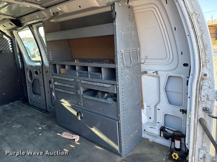 image for item FK1046 2011 Ford E150 van