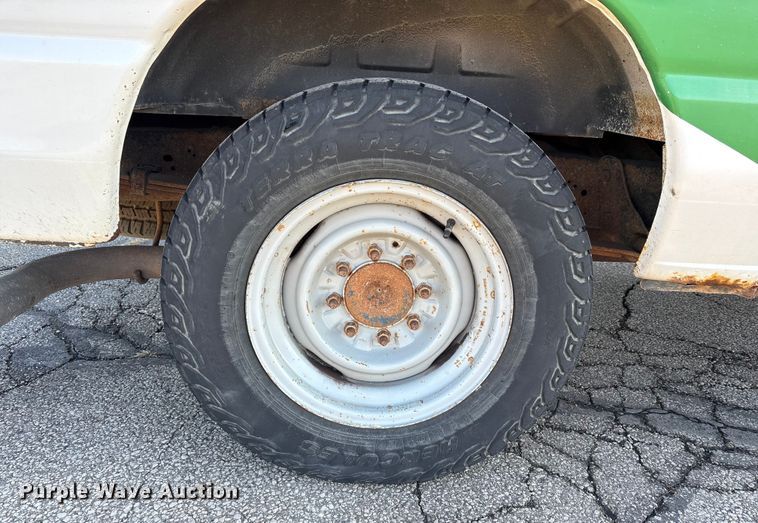 image for item FK1046 2011 Ford E150 van