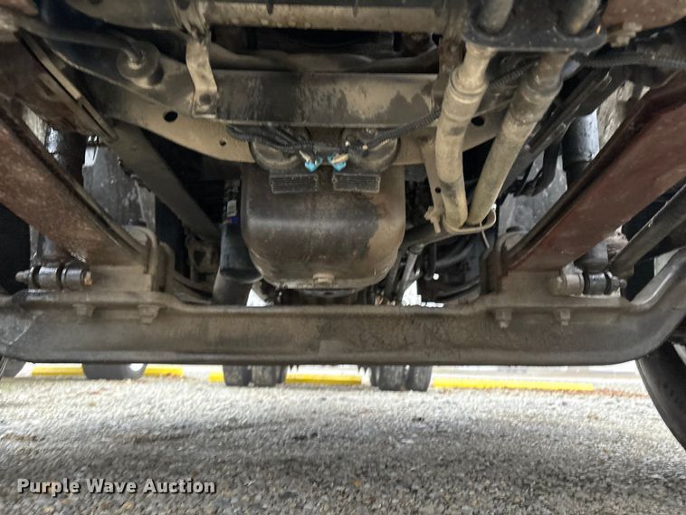 image for item FK1061 2008 International 4400 truck cab and chassis