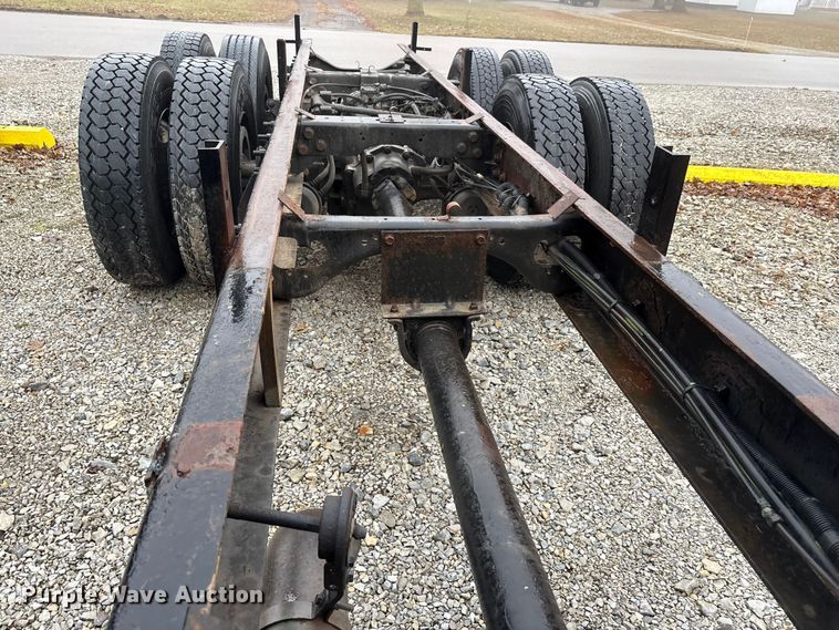 image for item FK1061 2008 International 4400 truck cab and chassis