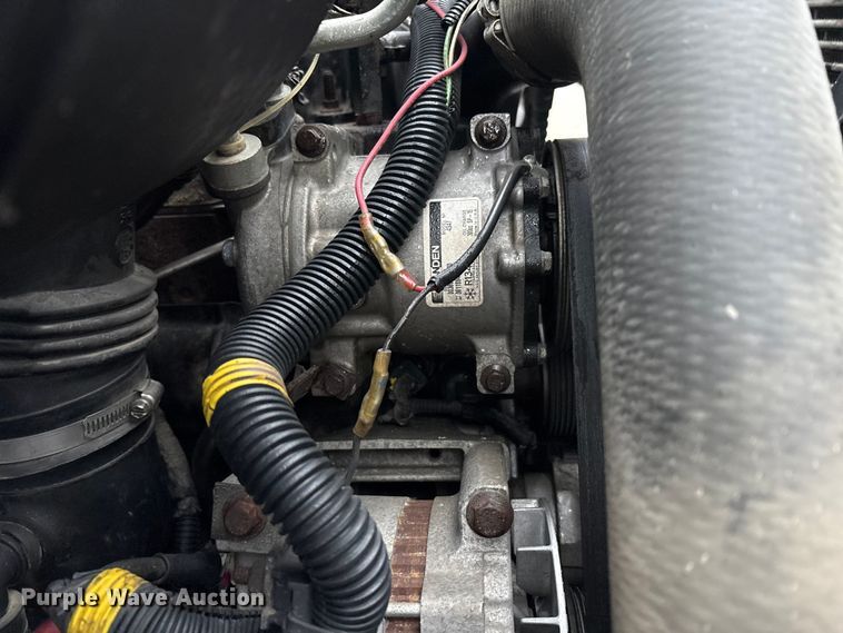 image for item FK1061 2008 International 4400 truck cab and chassis