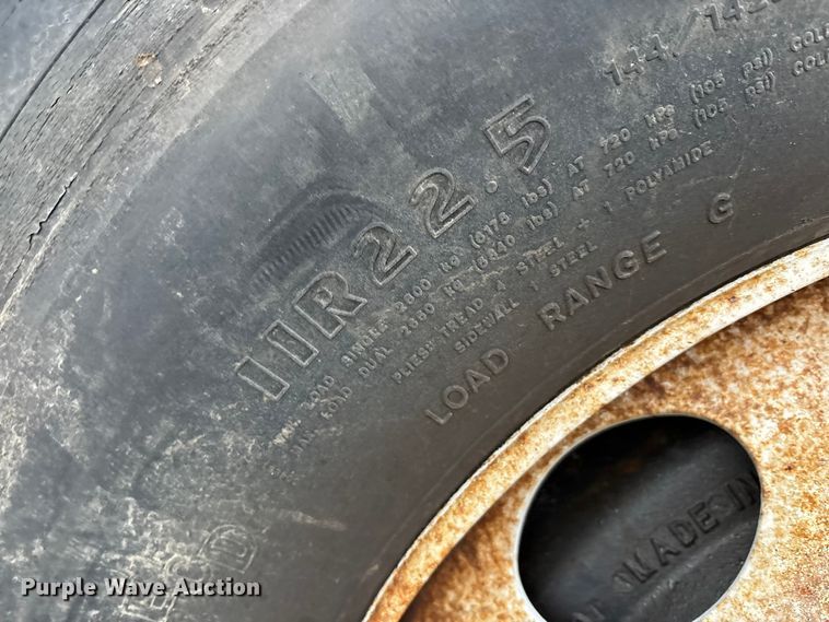 image for item FK1061 2008 International 4400 truck cab and chassis