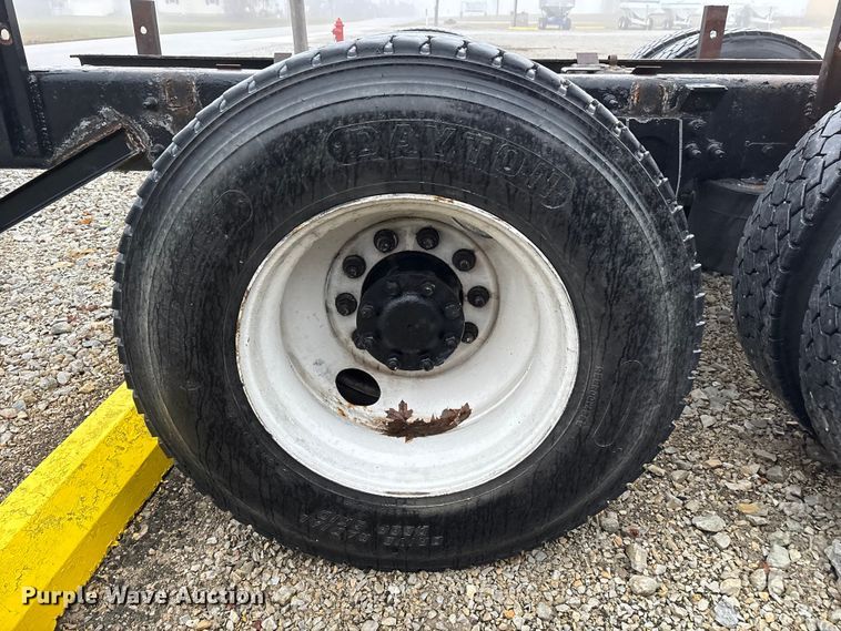 image for item FK1061 2008 International 4400 truck cab and chassis