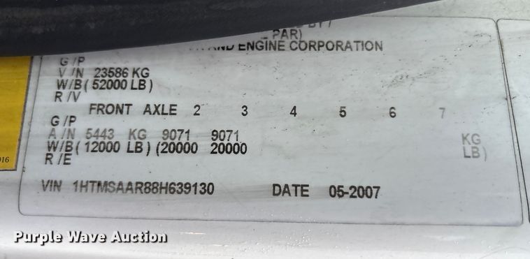 image for item FK1061 2008 International 4400 truck cab and chassis