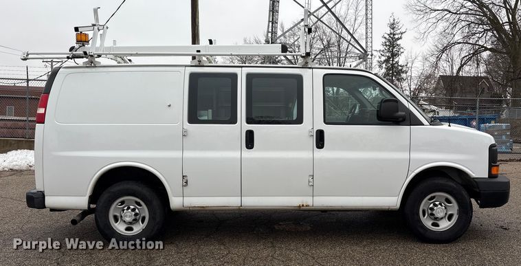 image for item FK1064 2014 Chevrolet Express van