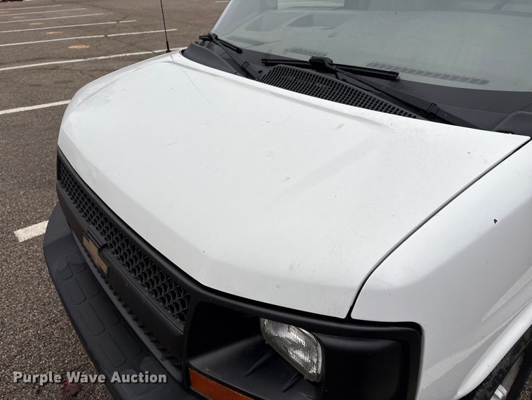 image for item FK1064 2014 Chevrolet Express van