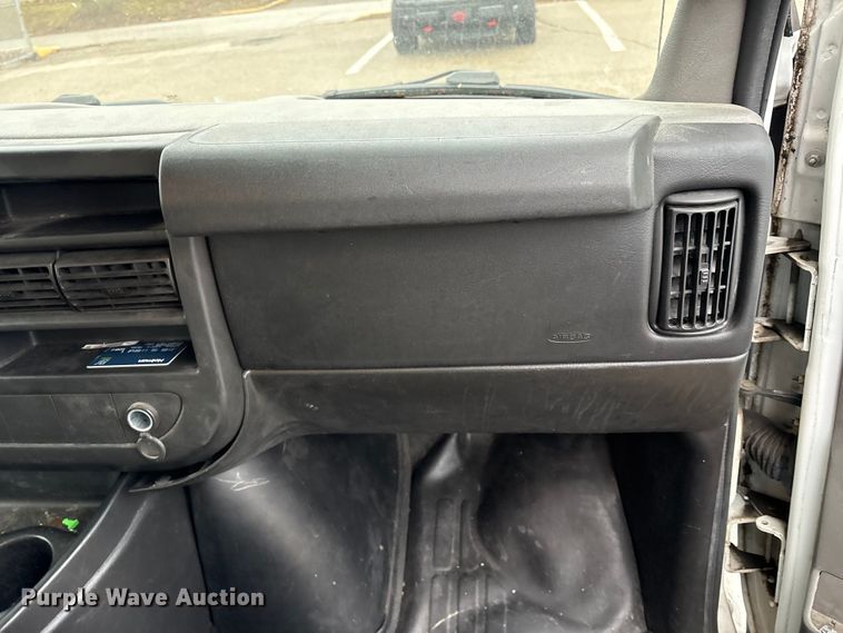 image for item FK1064 2014 Chevrolet Express van