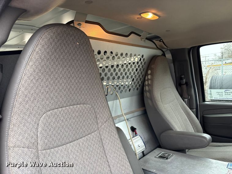 image for item FK1064 2014 Chevrolet Express van