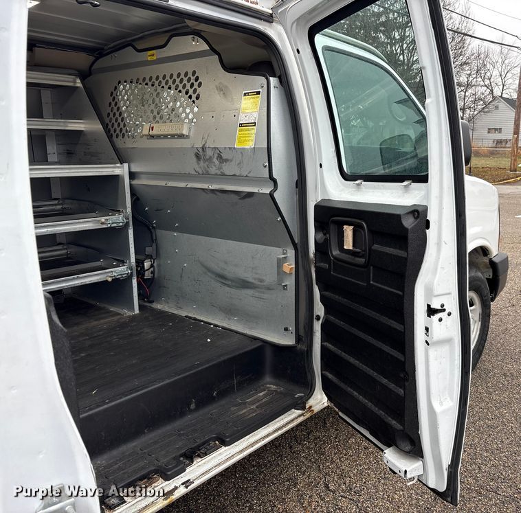 image for item FK1064 2014 Chevrolet Express van