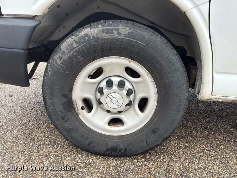 image for item FK1064 2014 Chevrolet Express van