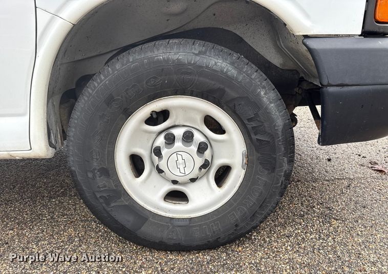 image for item FK1064 2014 Chevrolet Express van