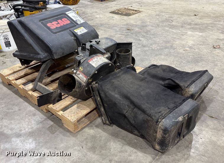 image for item FK1069 Scag bagger