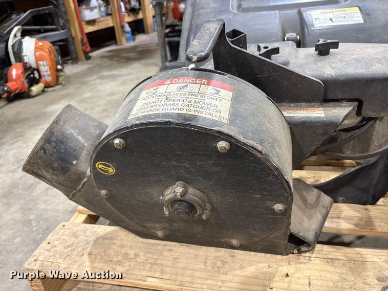 image for item FK1069 Scag bagger