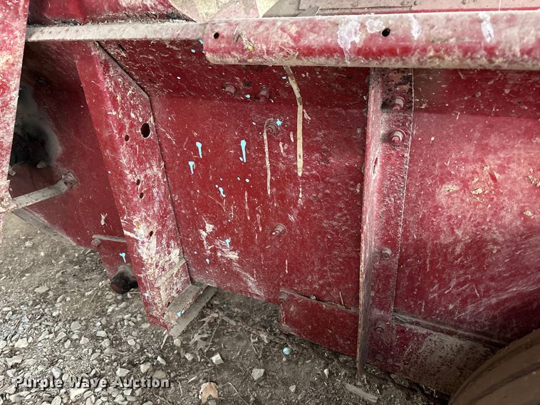 image for item FK1076 New Holland 155 manure spreader