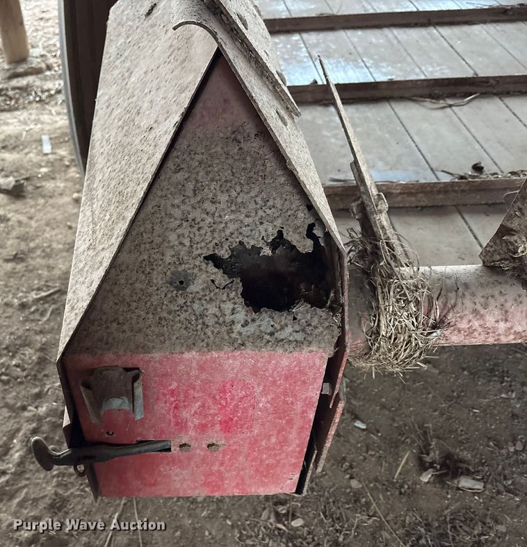 image for item FK1076 New Holland 155 manure spreader