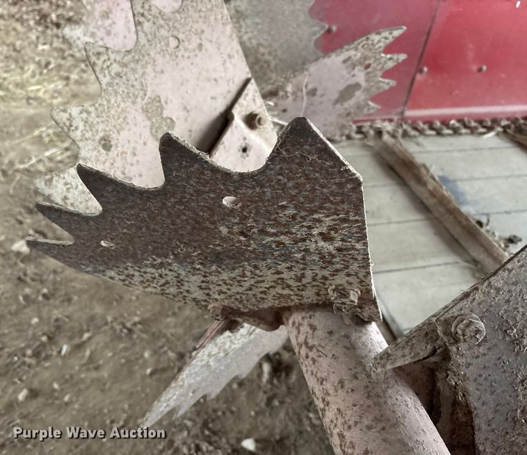 image for item FK1076 New Holland 155 manure spreader