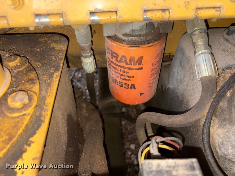 image for item FK1078 1999 Vermeer BC1000 wood chipper