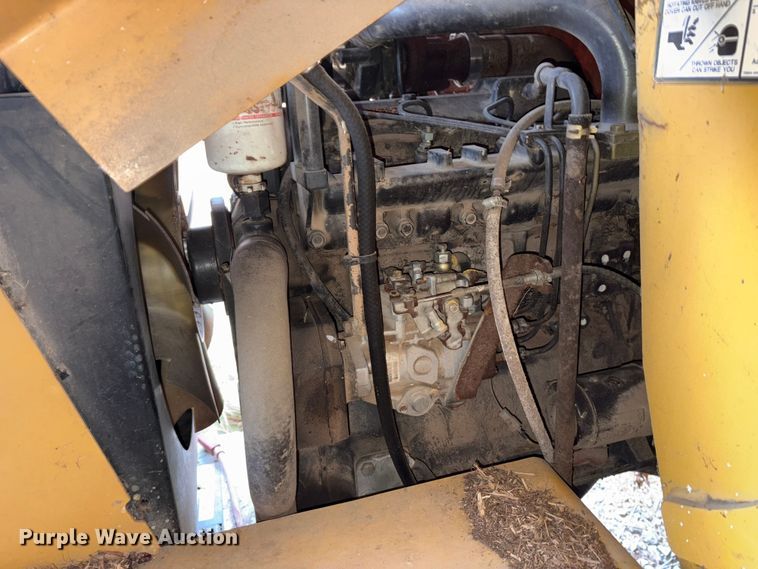 image for item FK1078 1999 Vermeer BC1000 wood chipper