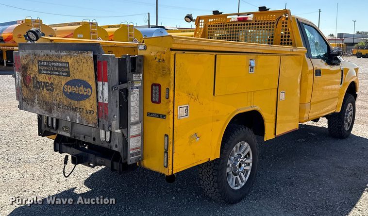 image for item GH9353 2019 Ford F350 Super Duty XL utility bed pickup truck