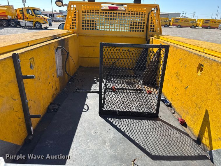 image for item GH9353 2019 Ford F350 Super Duty XL utility bed pickup truck