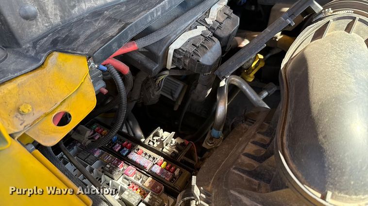 image for item GH9353 2019 Ford F350 Super Duty XL utility bed pickup truck