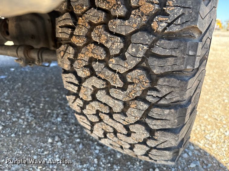 image for item GH9353 2019 Ford F350 Super Duty XL utility bed pickup truck