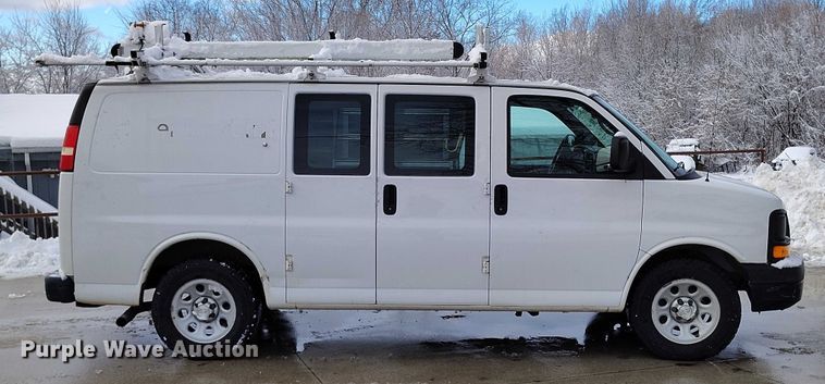 image for item IH9387 2014 Chevrolet Express van