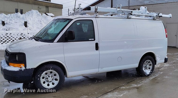 image for item IH9387 2014 Chevrolet Express van