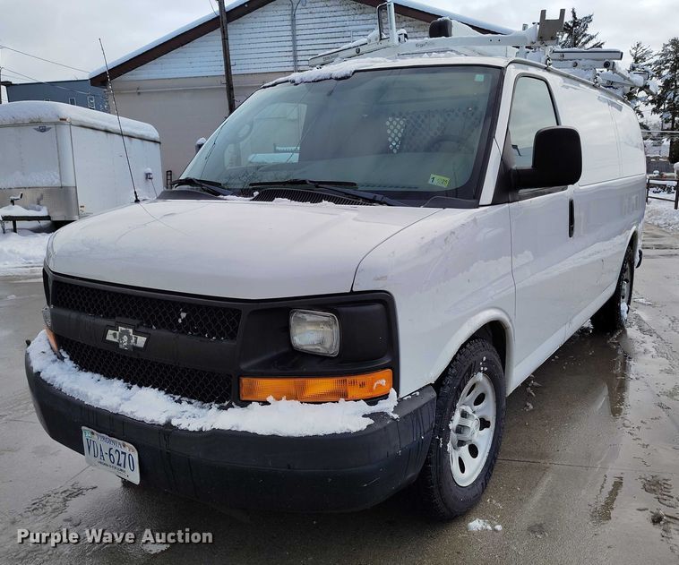 image for item IH9387 2014 Chevrolet Express van