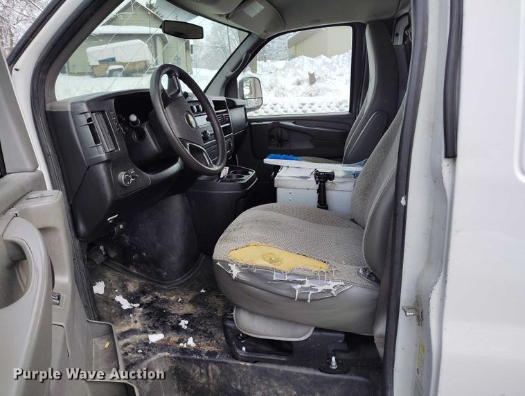 image for item IH9387 2014 Chevrolet Express van