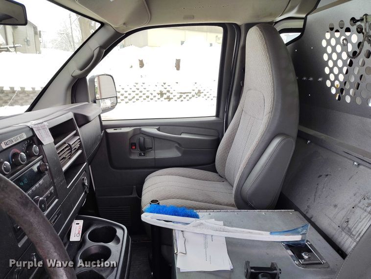 image for item IH9387 2014 Chevrolet Express van