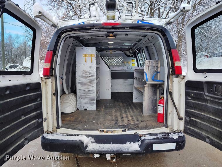 image for item IH9387 2014 Chevrolet Express van